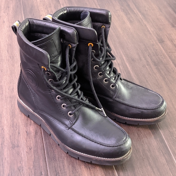 revit mohawk 2 boots